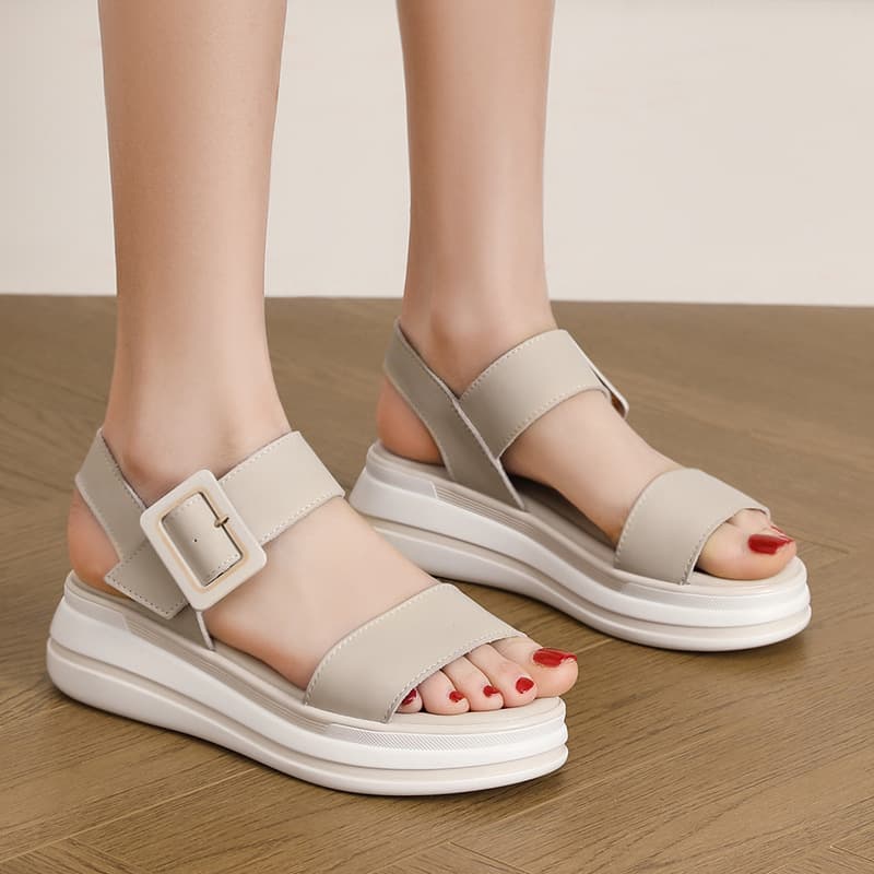 2026 Summer New Roman Sandals Women Fashion Versatile Ins Trendy Thick Sole Beach Shoes Wedge Heel Sandals