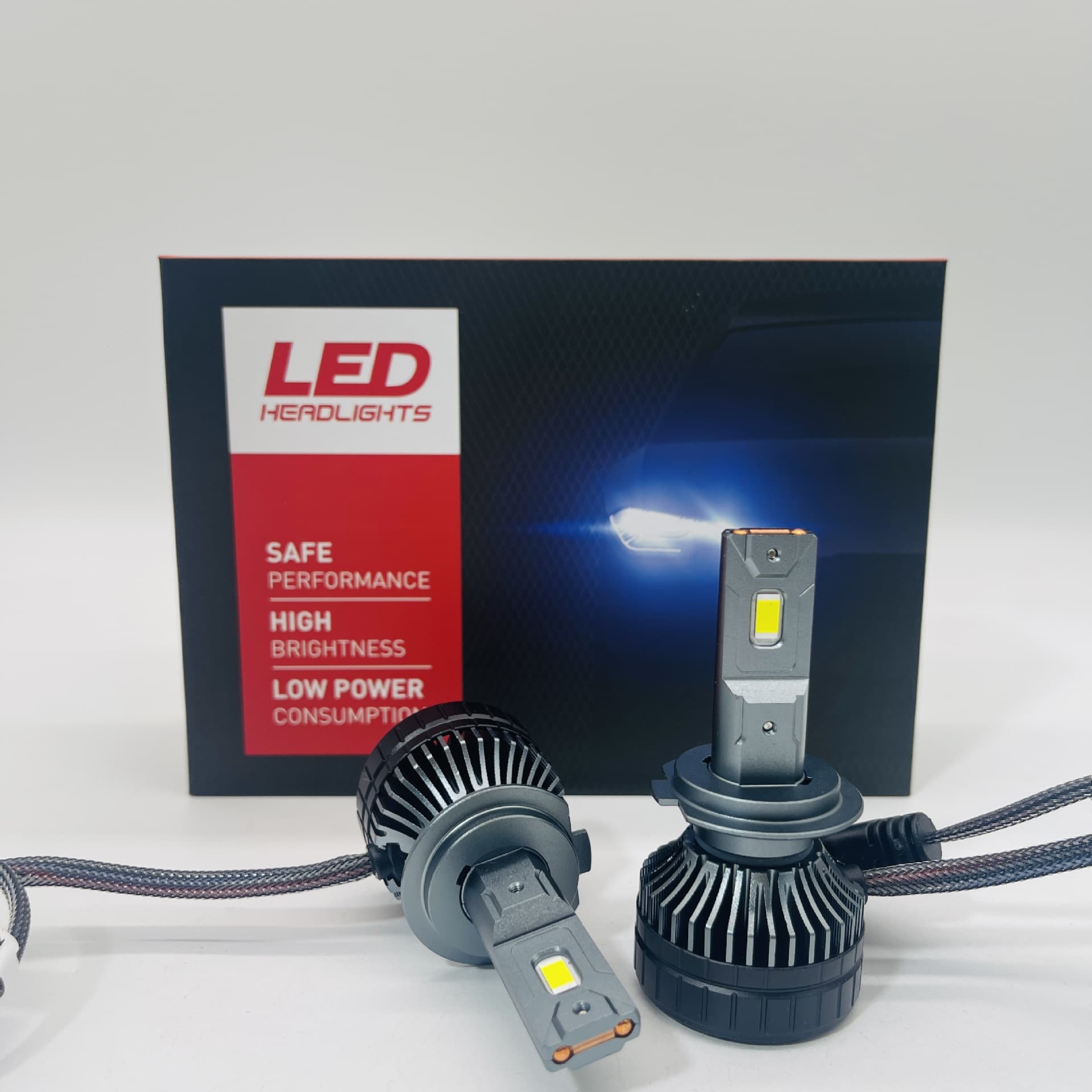 V8 Dual Copper Tube Car LED Headlight H7 H4 Hi/Lo Beam Conversion 9005 Focused Beam H11 High Brightness