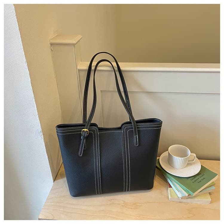 Cross-border Fashion Versatile Tote Bag for Women 2026 New Simple Large Capacity Shoulder Underarm Bag Work Commute Bag