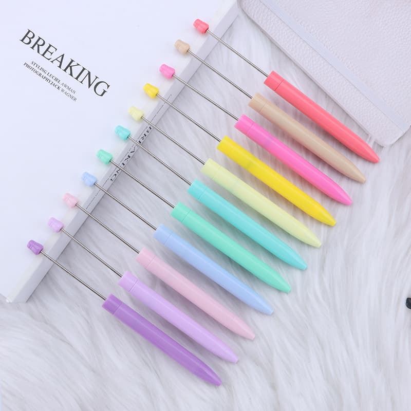 New long beaded pen diy beaded multi-color ballpoint pen creative cute rotating student stationery spot wholesale