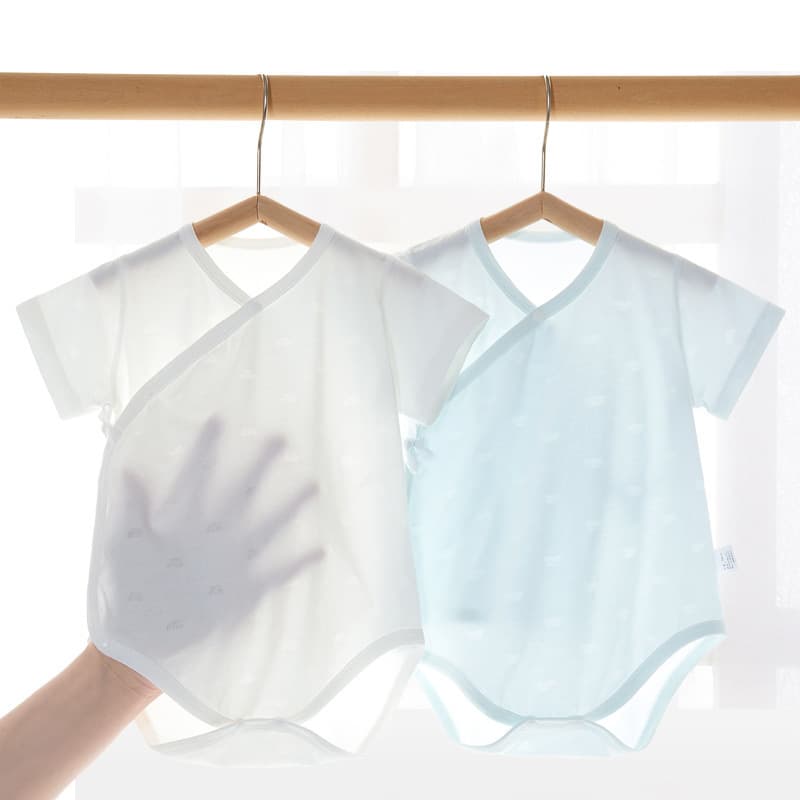 Baby baby short-sleeved hooded one-piece clothes Modal baby hooded triangle hooded garment summer category a