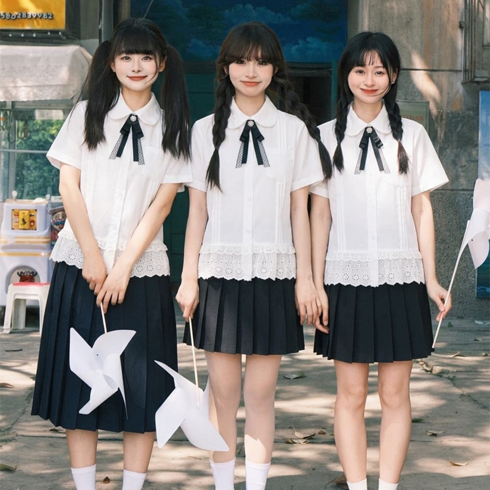 College style JK uniform suit for women, short-sleeved lace shirt, pleated skirt, student class uniform, graduation season outfit