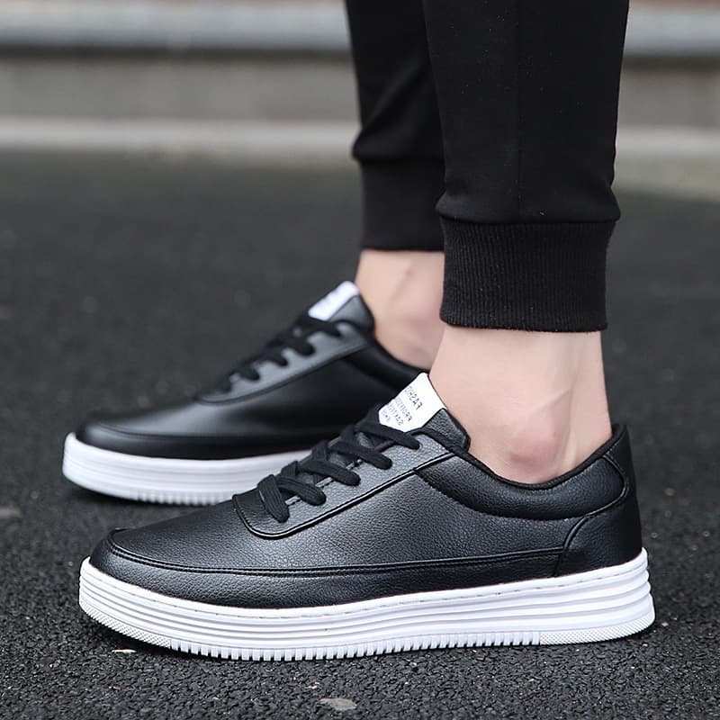 Couple White Shoes Large Size Men's Sports Casual Skate Shoes Korean Trendy Men's White Shoes 20Mens