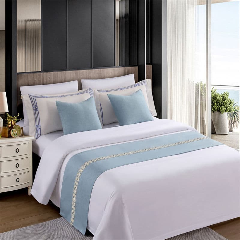 Luxury bed runners, bed flags, and bed covers for hotels and guesthouses - factory direct sales.