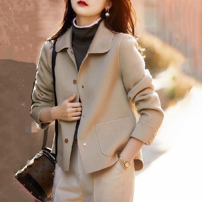 Casual and Luxurious Double-Sided Woolen Lapel Short Jacket for Women, 2026 Spring & Fall New Style, Elegant, Fashionable, Loose and Versatile Top