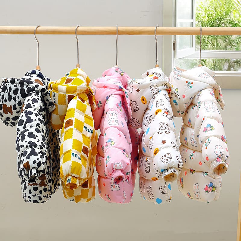 New children's cotton-padded jacket, floral print, fashionable and cute, fleece-lined and thickened for toddlers and babies.