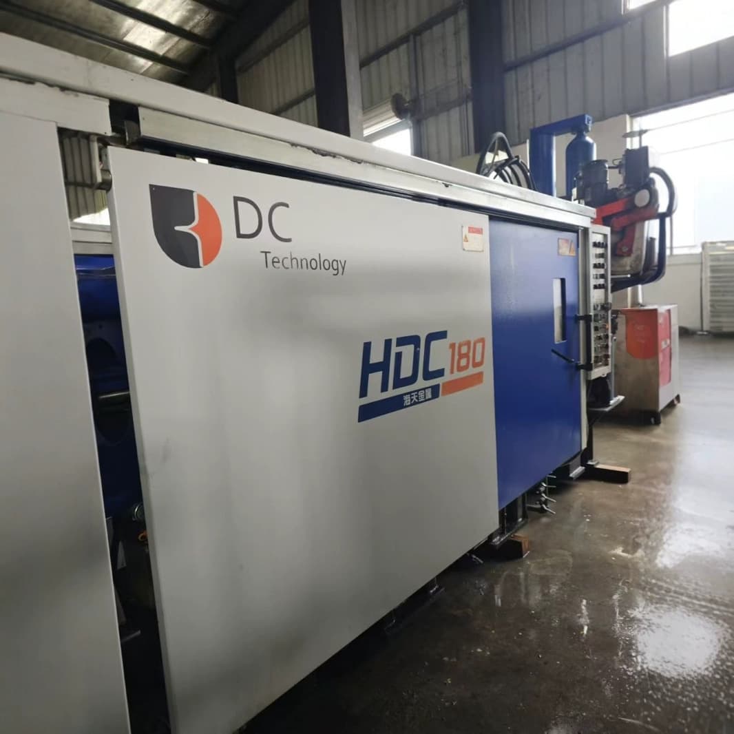 Die Casting Machine Lijin Yimi Haitian Hot Chamber Cold Chamber Aluminum Alloy Zinc Alloy Die Casting Machine Aluminum Die Casting Factory