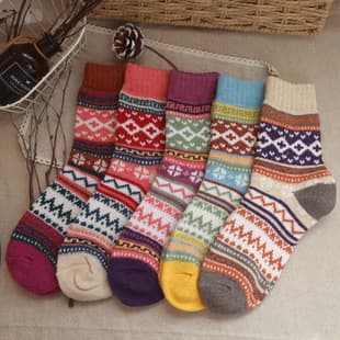 Wool Socks, Double-Route Thick Needle Haining Socks, Cross Pattern Women's Mid-Calf Socks, Knitted Warm Thick Socks, Factory Direct
