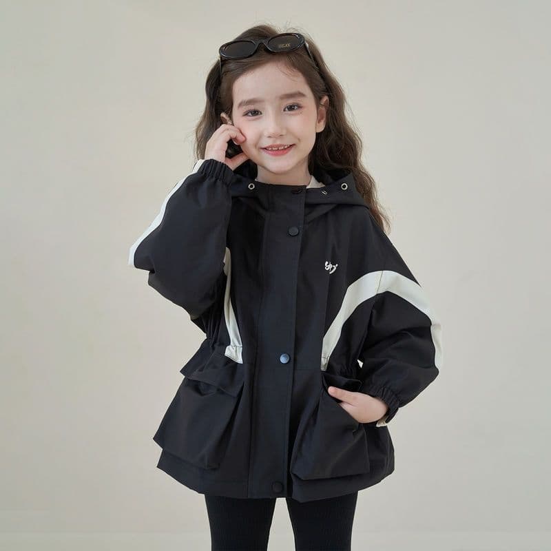 Girls' Spring/Fall Jacket 2026 New Fashionable Big Girl Autumn Jacket Hooded Sports Coat