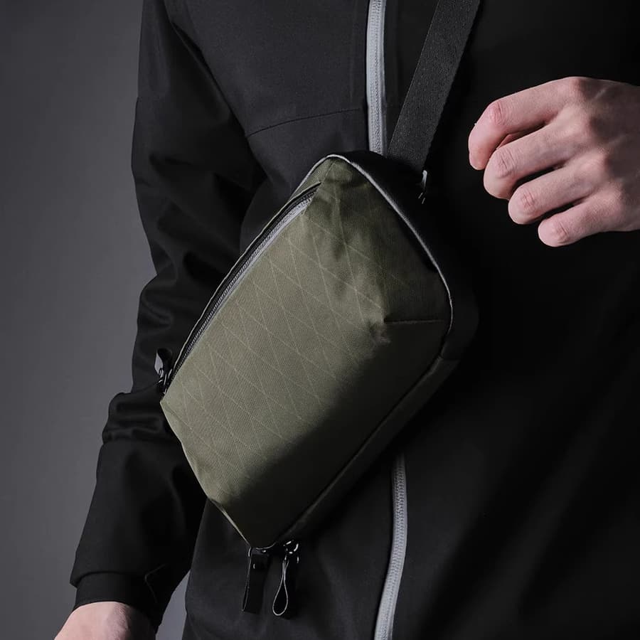 Cross-border new multifunctional zipper shoulder bag tooling waterproof rhombus chest bag functional shoulder crossbody bag commuting shoulder bag