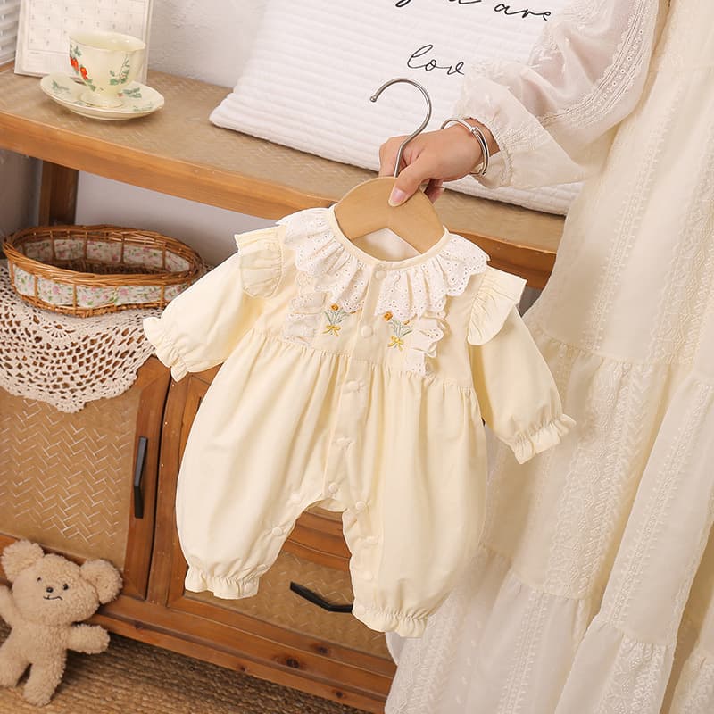Autumn cheese vanilla long-sleeved double-layer jumpsuit long-sleeved full moon outing clothes baby clothes warm toddler yellow