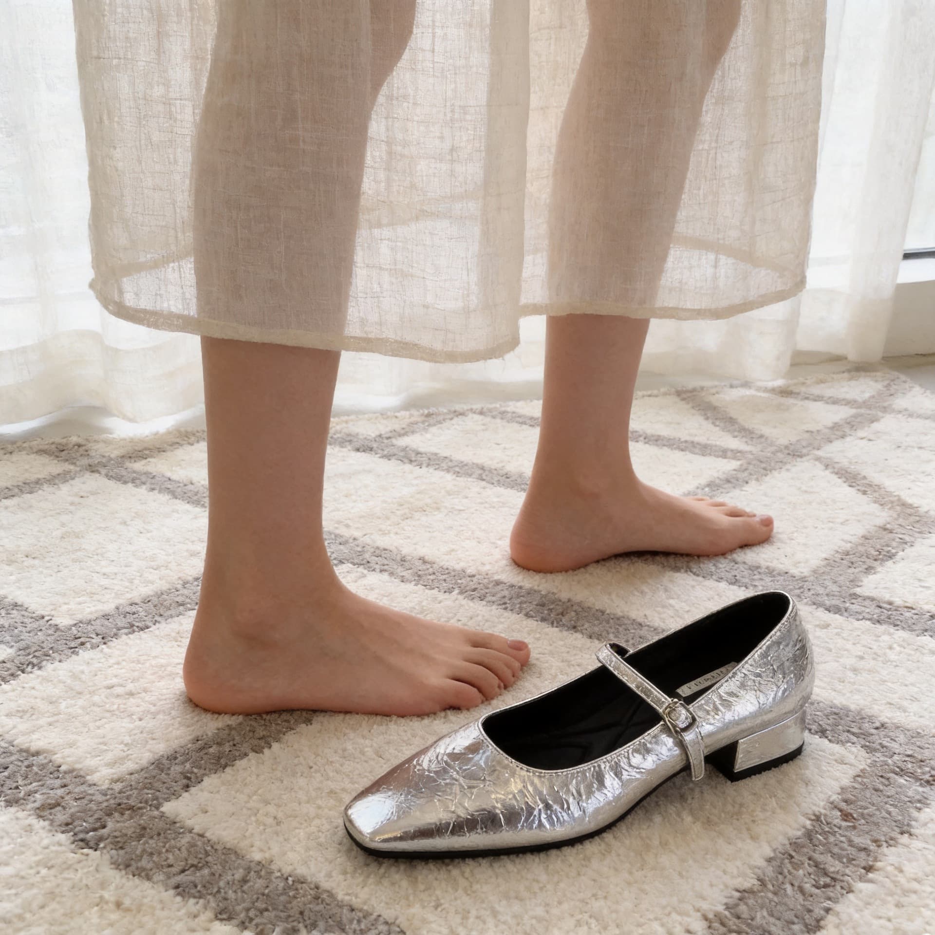 French-style Inner Height Increase Women's Shoes 2026 New Spring Autumn One-Strap Evening Shoes Pointed Toe Silver New Arrival
