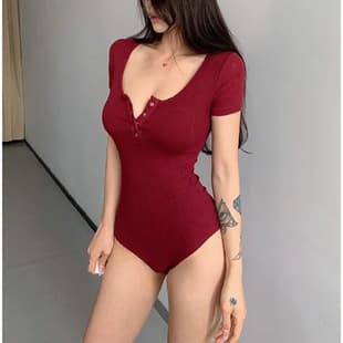 Cross-border Wholesale European and American Style Hot Girl Red Short Sleeve T-shirt Women Summer Button Jumpsuit Slim Fit Bodysuit