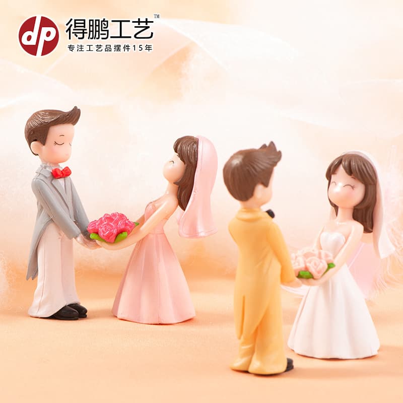 Micro-landscape plastic crafts small ornaments bouquets couple gardening cake decoration dolls hand-made accessories wholesale