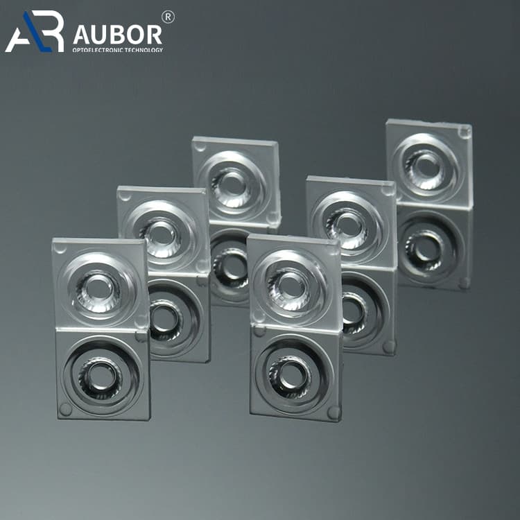 The silicone lens of the cosmetic laser device ensures precise focusing, high-temperature resistance, and safe treatment. It is a core component of this cosmetic instrument.