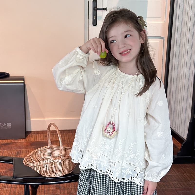 Elmo Baby Girls' Exquisite Embroidered Princess Doll Shirt 2025 Autumn Outfit Children's Embroidered Flower Shirt