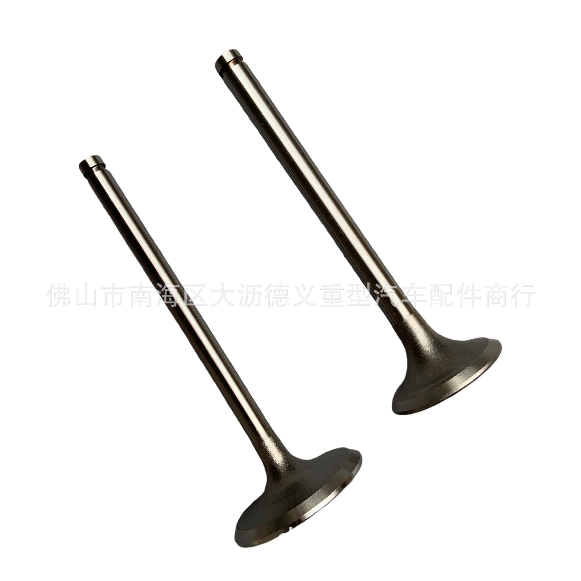 UD Truck CWB520 CWB459 RG8 RF8 Intake and Exhaust Valves Exhaust Valve Seat Intake Valve Guide Parts