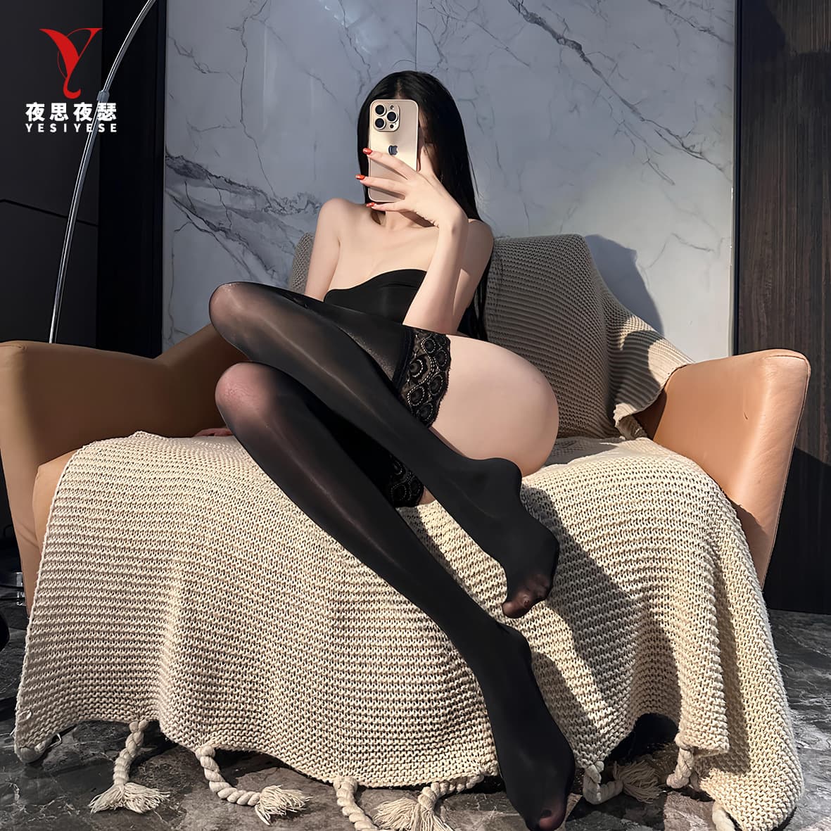 Yesi Yese sexy lingerie sexy black silk oily stockings flat mouth lace horse oil beautiful legs over the knee socks A39