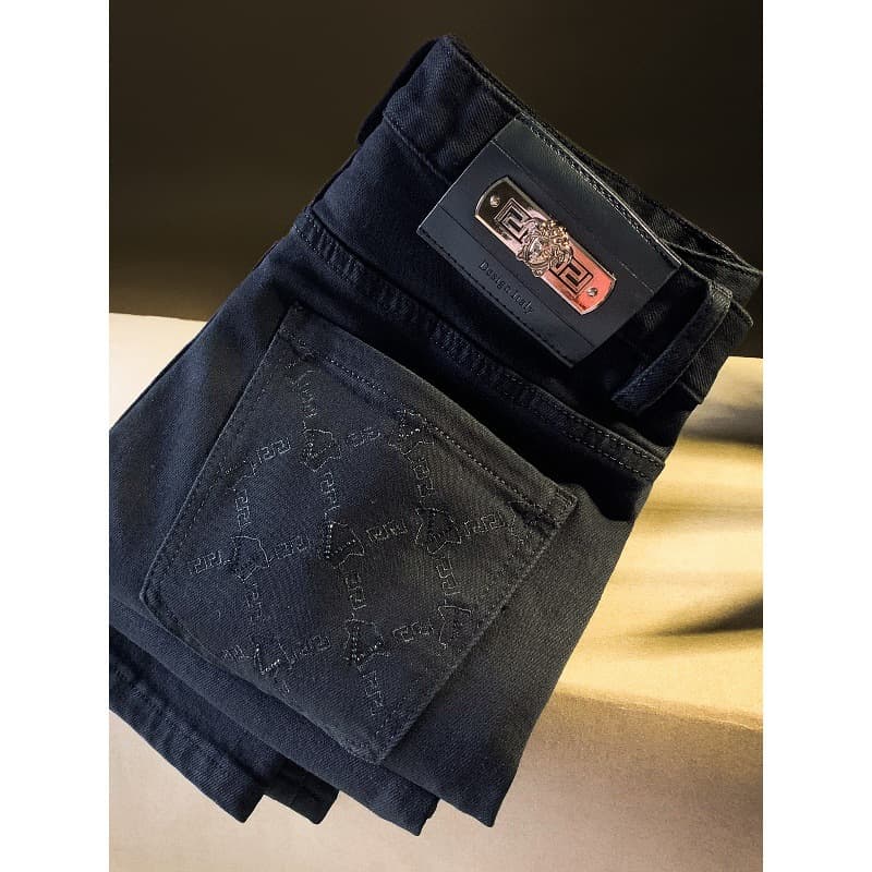 Autumn Winter Black Jeans for Men 2025 Trendy Slim Fit Tapered Leg Pants High-End Casual Trousers