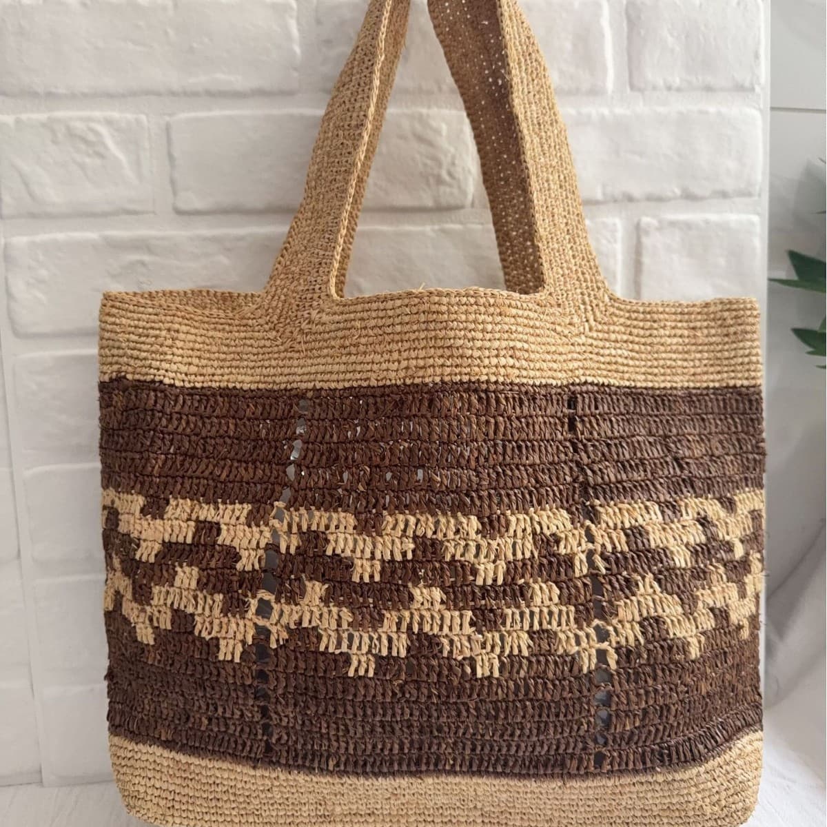 Women's raffia woven bag summer large-capacity color-blocked shoulder bag seaside vacation bucket bag handbag ready for sale