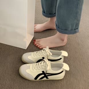 Chunky German Training Shoes Women 2026 New Trendy Summer Thin Ultra Hot Versatile White Sports Casual Board Shoes
