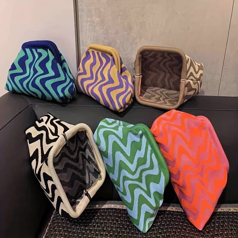 Blue black rice striped cross-border clip bag, versatile wavy knitted handbag, large capacity daily cosmetic bag, popular style