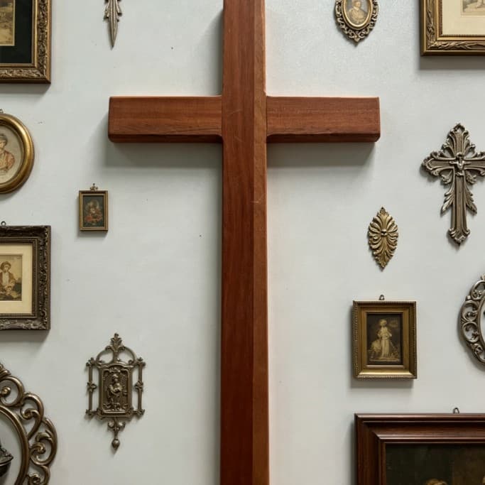 Solid Wood Cross Home Decor Hanging Wall Ornament Church Wall Decoration Wooden