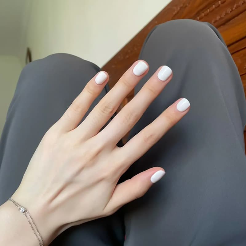 Simple solid color white European square short girl's manicure piece fake nail finished product removable solid color manicure