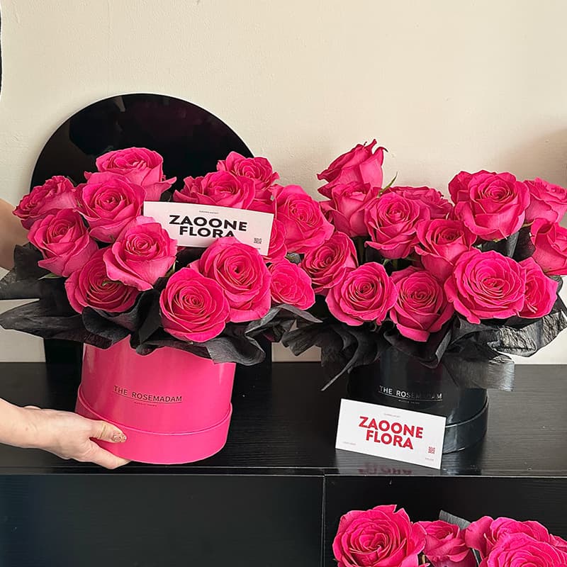 Floral Arrangement Hug Bucket - Round Glossy Hand Bouquet Box for Flower Arrangements, Florist Supplies, Stylish Floral Materials