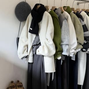 Original designer high-end women's brand autumn/winter coats, tops, pants, direct from factory, first-hand supply wholesale.