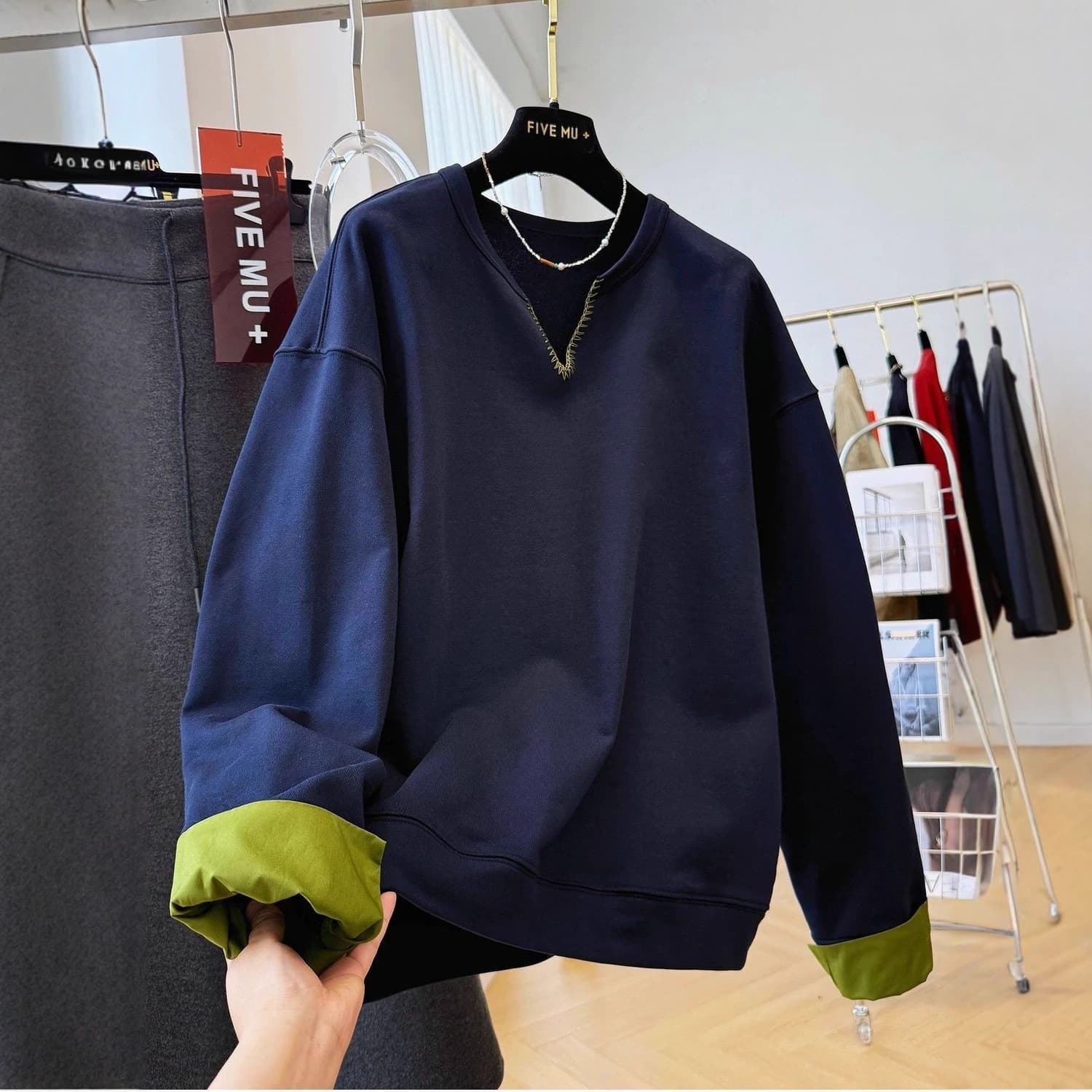 Plus Size 240 lbs Korean Style Design Unique Lazy Loose Casual Contrast Color Hoodie Women's Super Nice Top