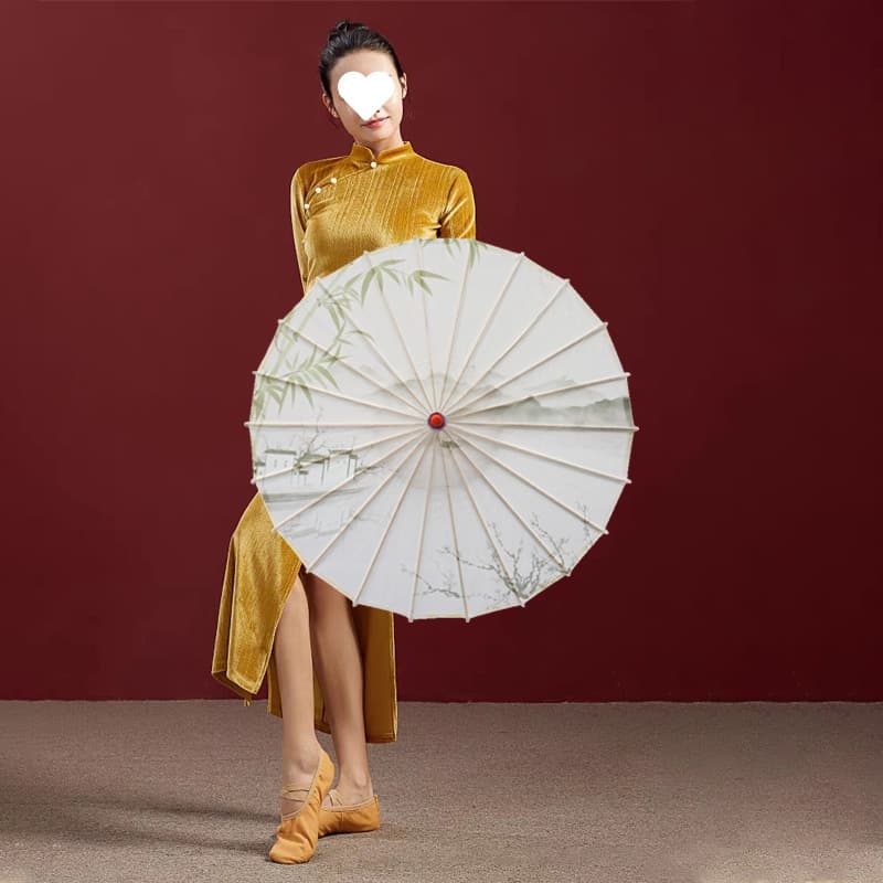Ancient-style oil-paper dance performance umbrella, classical cheongsam umbrella, elegant ink wash Chinese-style decorative umbrella with green bamboo and plum blossoms