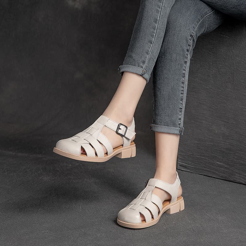 Shanghai Jiezhou Summer New Flat Round Toe Back Strap Solid Color Women's 2022 Breathable Retro Versatile Fashion Sandals