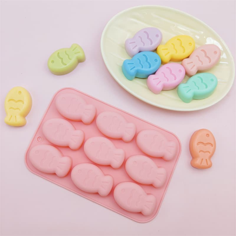 9-Cavity Small Fish Silicone Mold Ice Cube Tray Gummy Pudding Chocolate Cake Decoration Baking Mold Epoxy Resin Mold