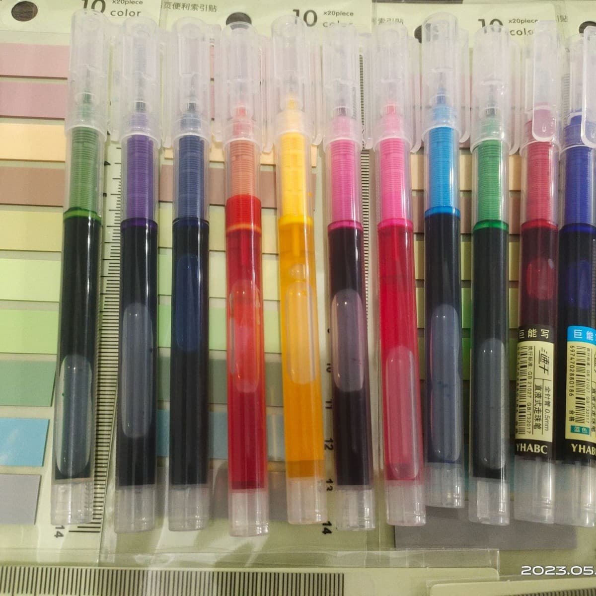 Direct Liquid Quick-Dry Rollerball Pen Neutral Pen Black Pen Signing Pen Student Gel Pen Stationery Needle-Point Pen Wholesale Carbon Pen