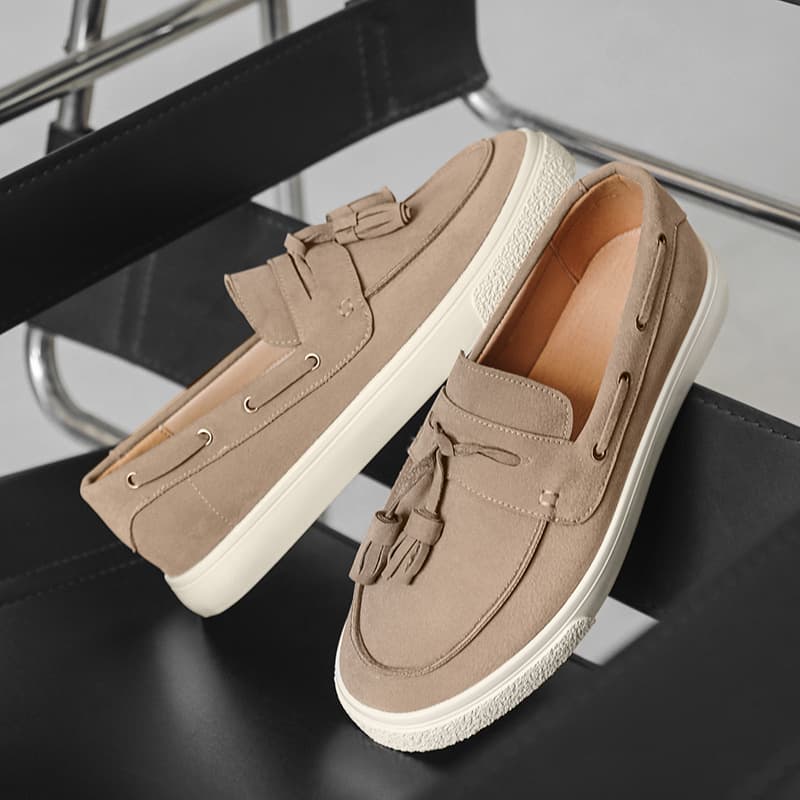 Summer Tassel Loafers British Casual Slip-On Shoes Men Suede Driving Shoes One-Step Wear Popular Men's Shoes X502