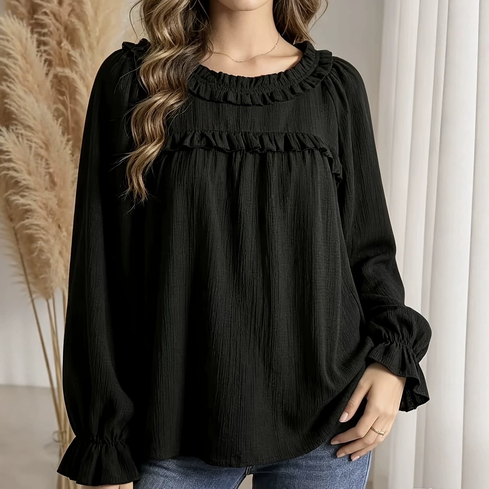 Plus size women's black textured earring round neck top, lantern sleeve loose slim shirt, versatile top