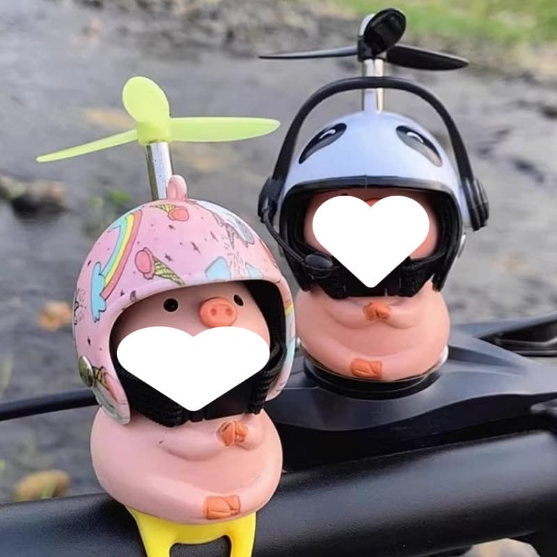 Cute Pig Electric Scooter Ornament Bamboo Dragonfly Motorcycle Decoration Car Accessory