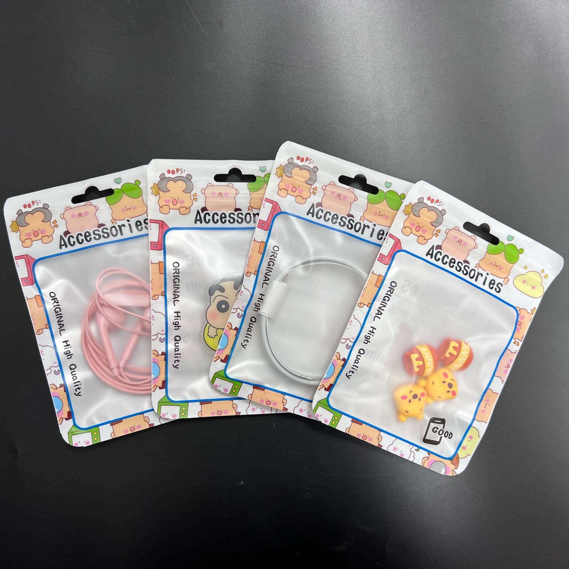 Spot cute packaging cartoon sealed data cable pendant keychain hairpin packaging bag small card ziplock bag