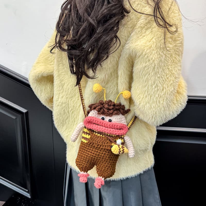 Finished handmade crocheted bag, sausage mouth mobile phone bag, instant noodles head, funny and cute woolen bag, doll shoulder crossbody bag