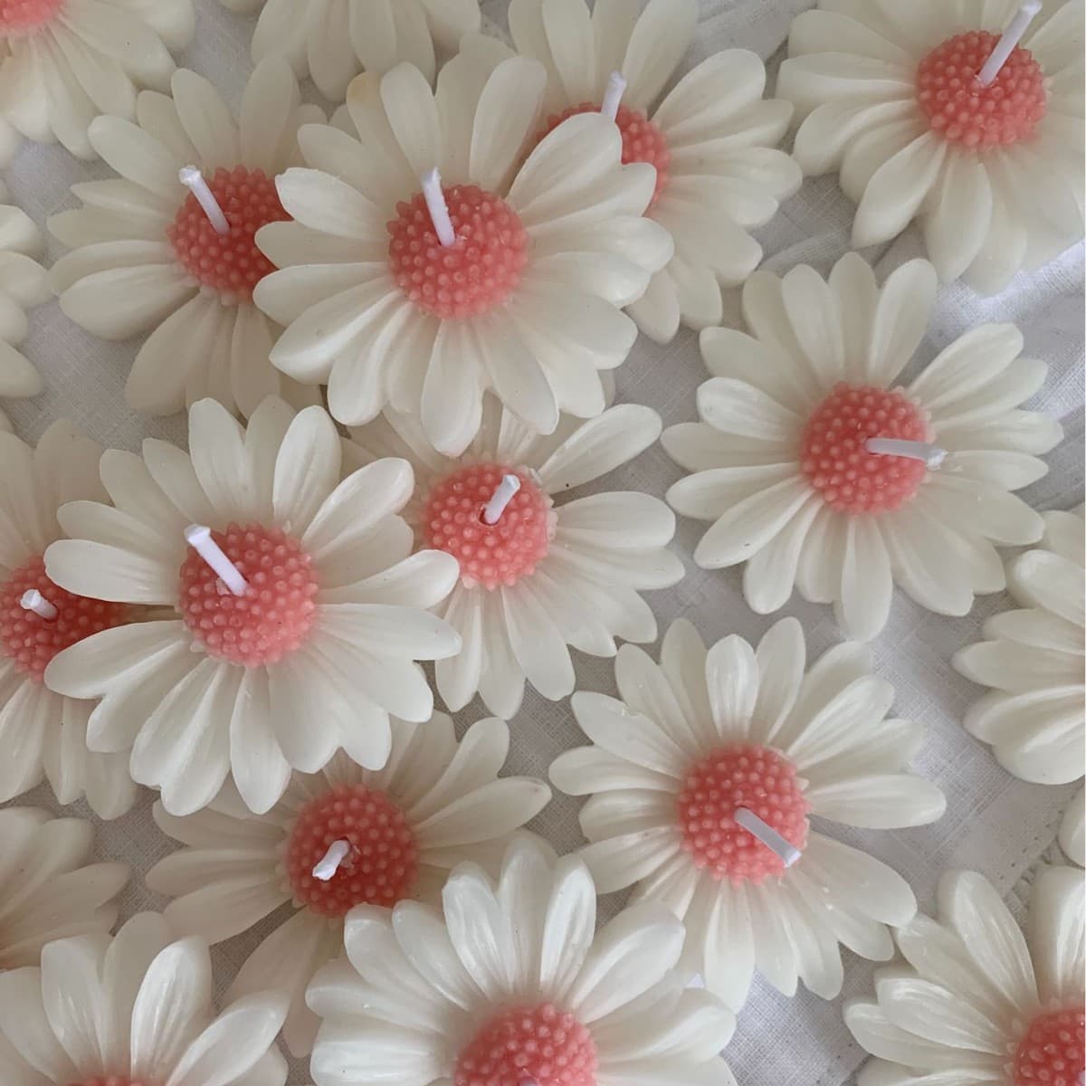 Daisy Scented Candle Wholesale Birthday Gift Home Decoration Fragrance Ornament Handmade Souvenir Aroma Scent