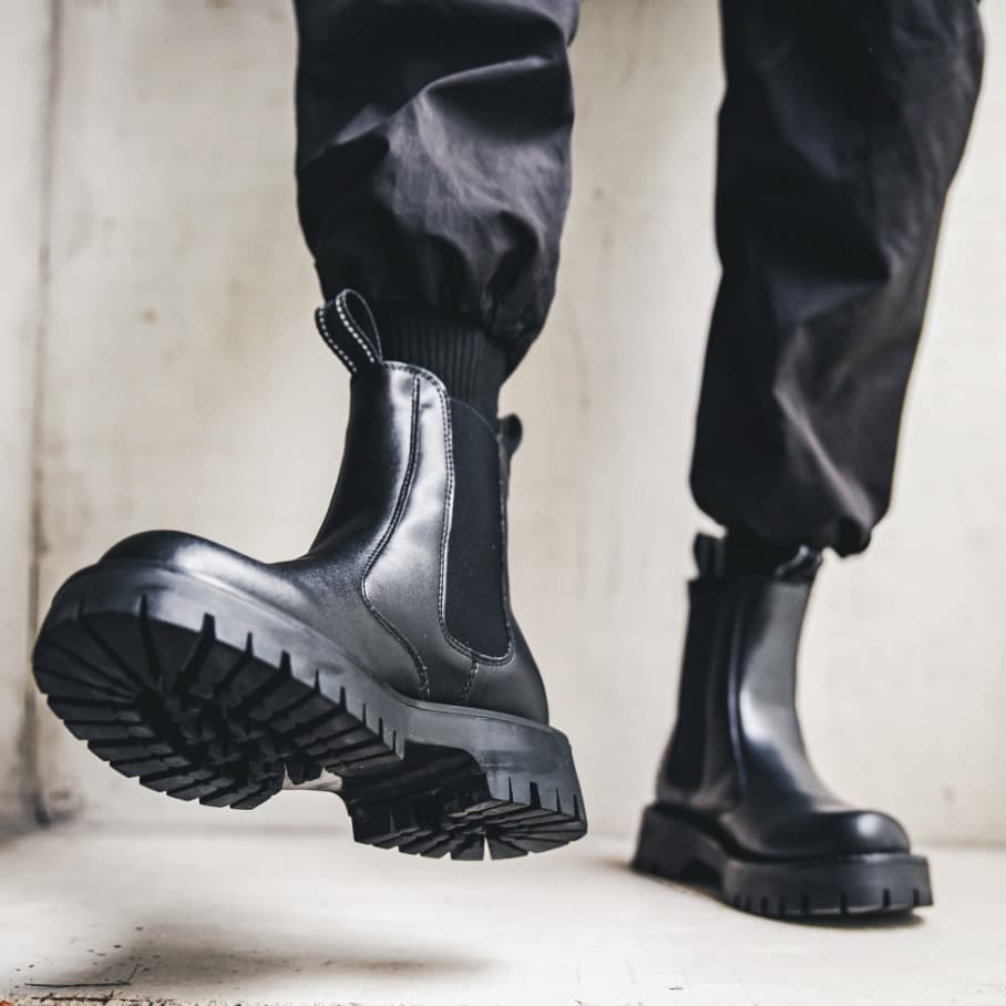 2021 New Genuine Leather Men's Boots, Autumn and Winter Thick-Soled Long and Short Boots, Knight Chelsea Martin Boots, Men's Shoes