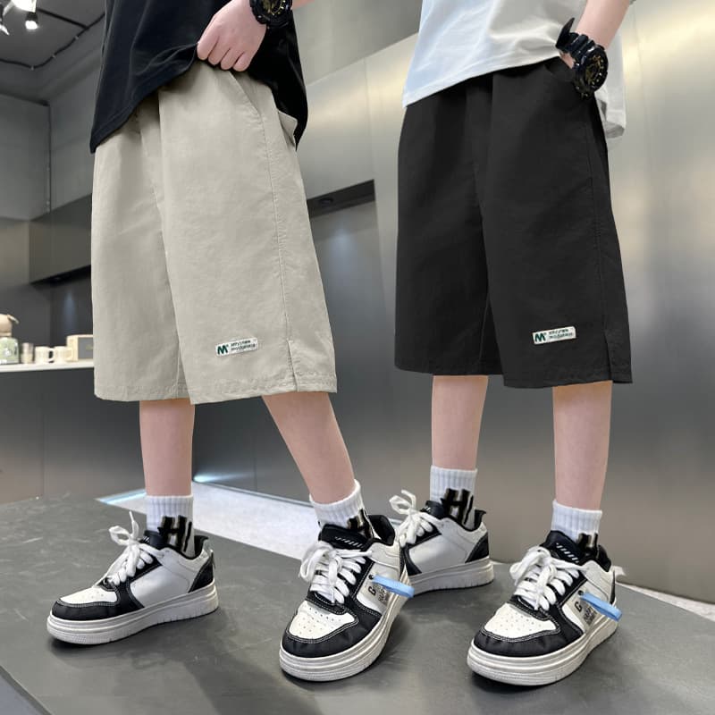 Boys Summer Pants 2026 New Children's Shorts for Big Kids Summer Style Cargo Knee-Length Pants Trendy