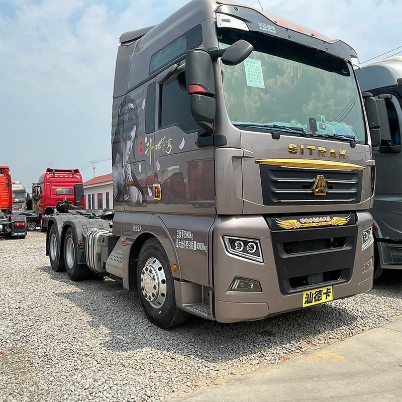 Sinotruk Shandeka tractor unit for sale; used 10-wheel heavy-duty truck; 371hp tractor tractor unit.