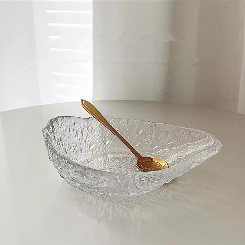 Japanese Style Gold Rimmed Unique Shape Waterdrop Glass Bowl for Home Use Salad Bowl Vegetable Fruit Bowl Creative Wholesale