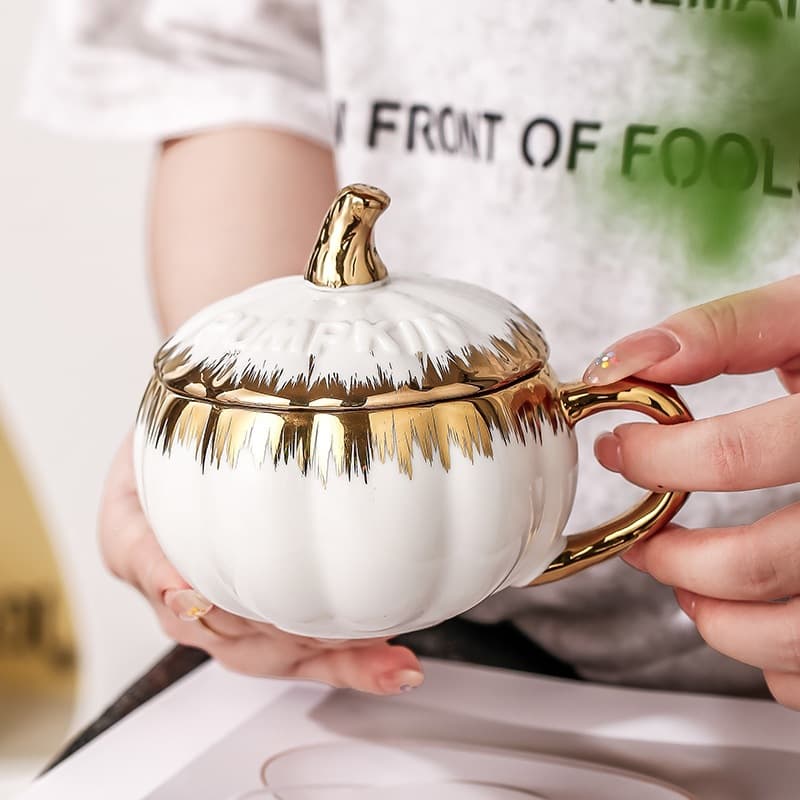 Ceramic Pumpkin Mug for Women, Milk Oatmeal Breakfast Cup, Instant Noodle Bowl, Steamed Egg Bowl with Lid and Spoon, Christmas Mug