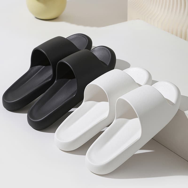 Men's Plus Size Wholesale Slippers 2026 New Model Women's Cloud-like Feel Home Lightweight Bathroom Slippers
