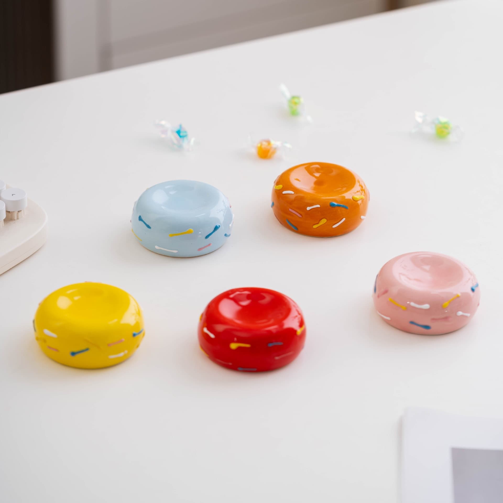 Spinning Base Cute Accessory Figurine Tray Ceramic Small Turntable Spinning Fun Base Donut Ceramic Base