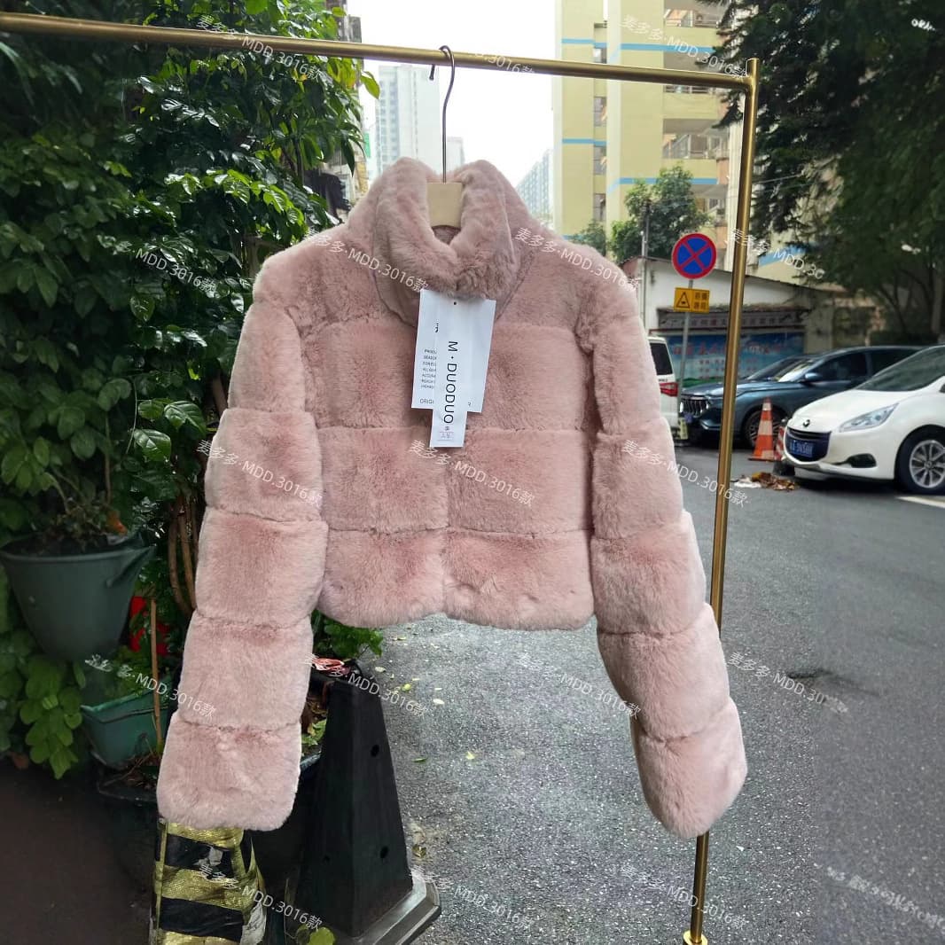 Korean Boutique Fur 2026 New Women's Short Fashion Fox Fur Coat Dress Cape Fur Top
