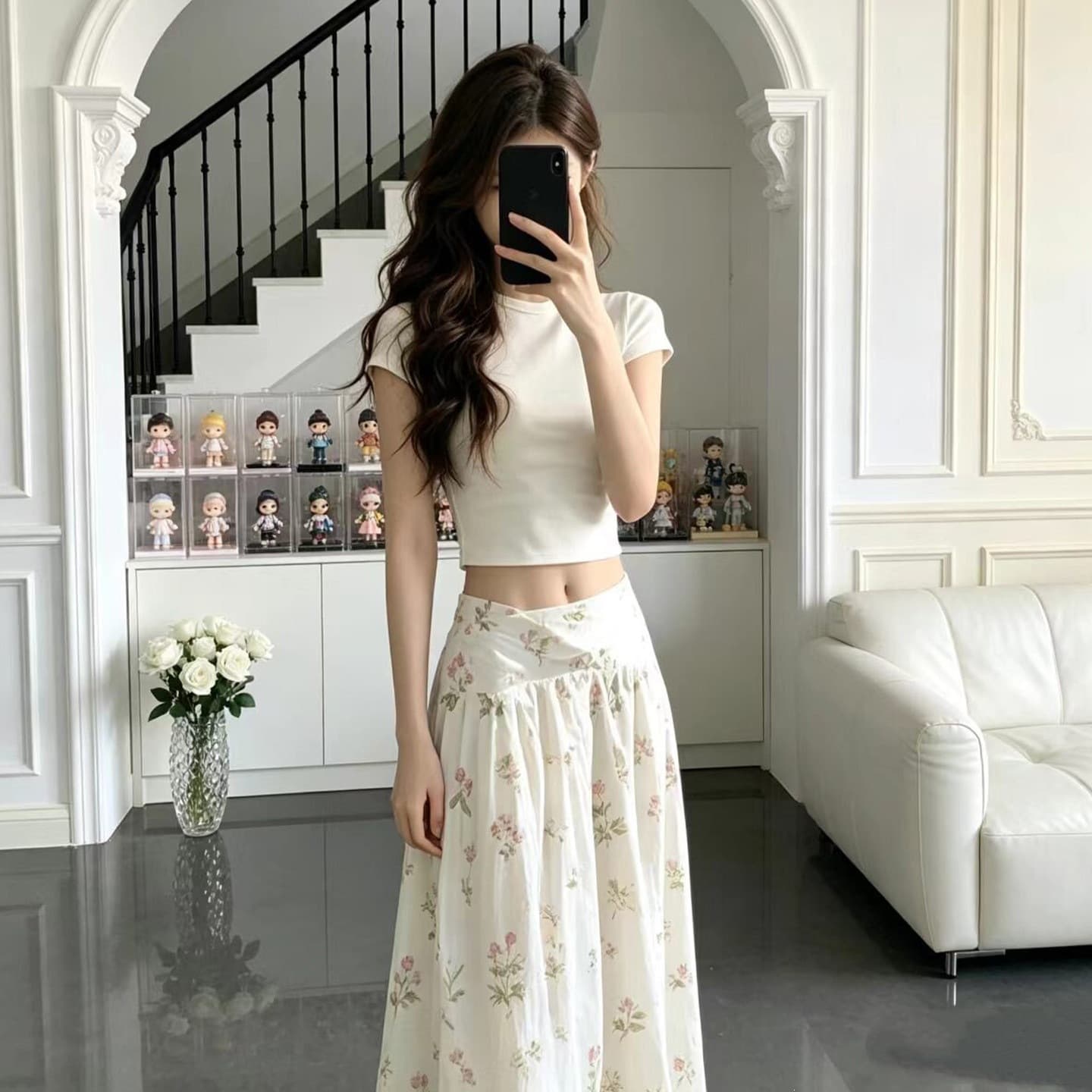 Unique and beautiful French floral skirt suit for women in early summer 2026 new super hot outfit set